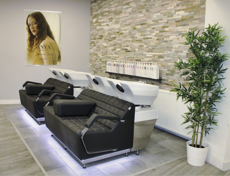 Kapper Oosterhout centrum - wastafels