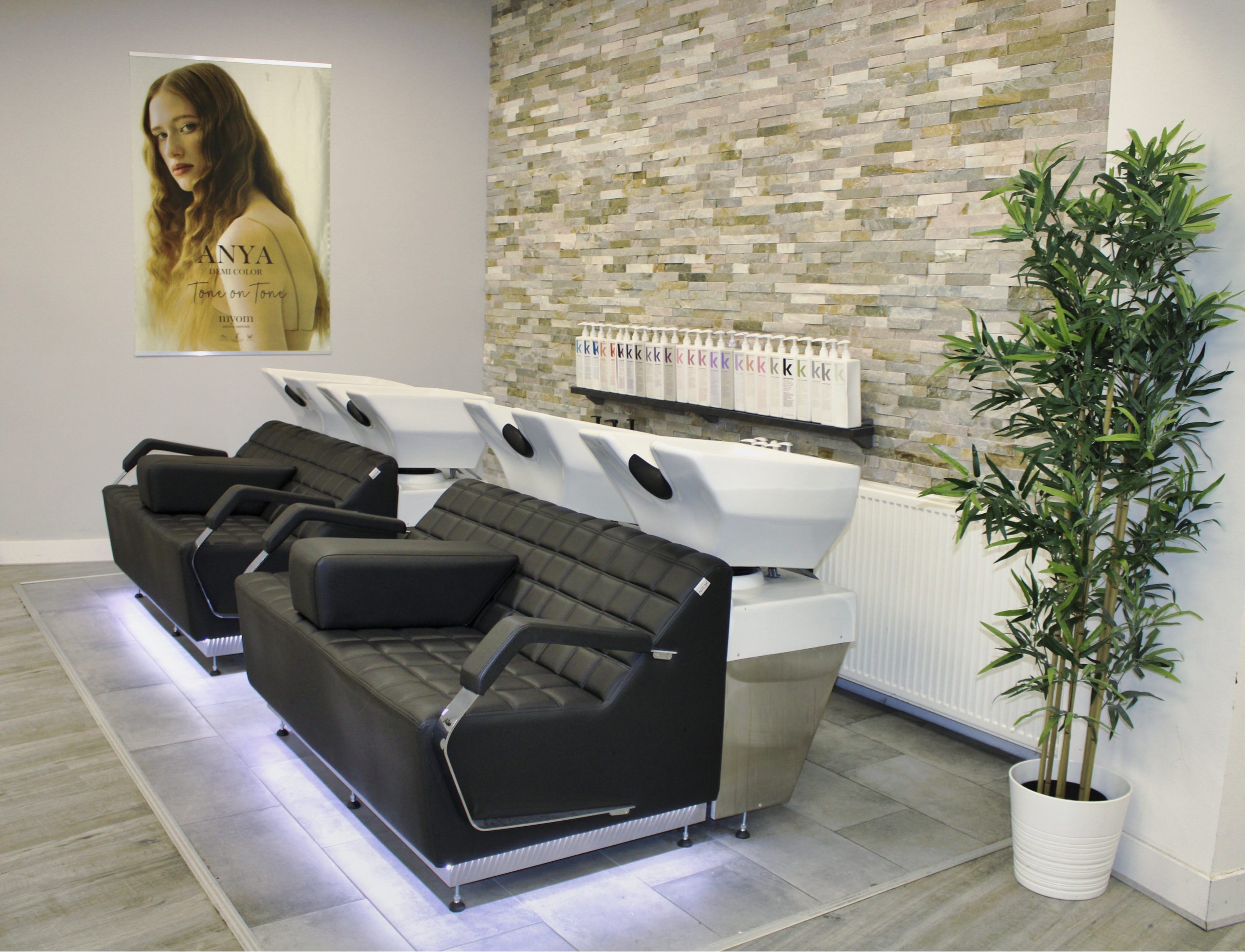 Kapper Oosterhout centrum - wastafels