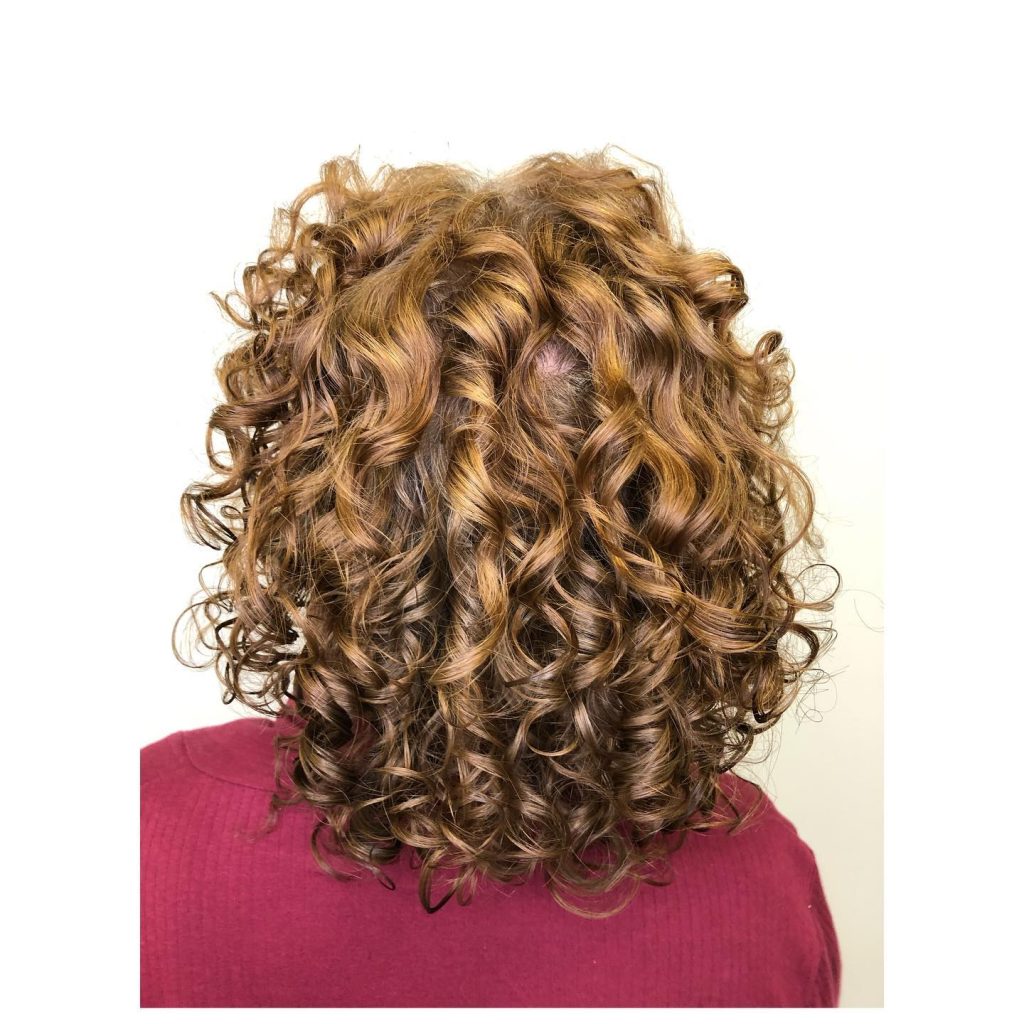 Resultaat krullen Hair & Looks kapper Tilburg